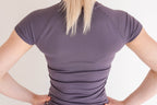 Eng anliegendes nahtloses Kurzarm-Trainingsshirt